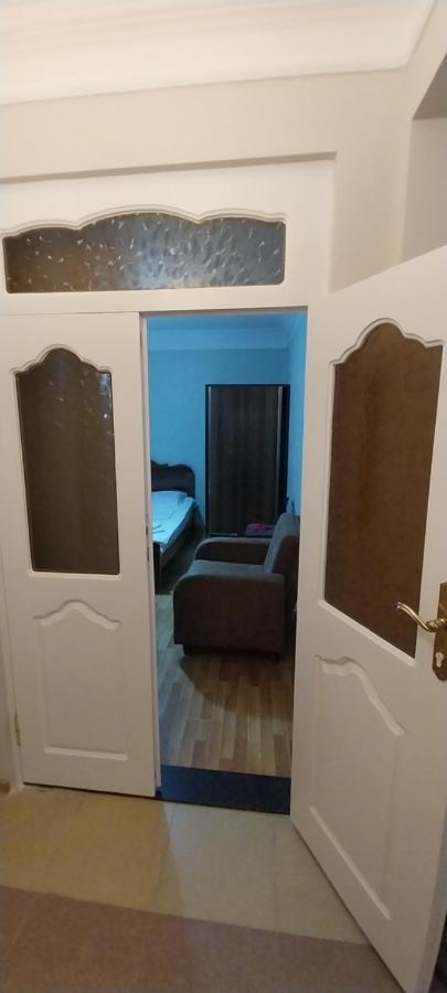 Hostel Gomani 巴统 外观 照片