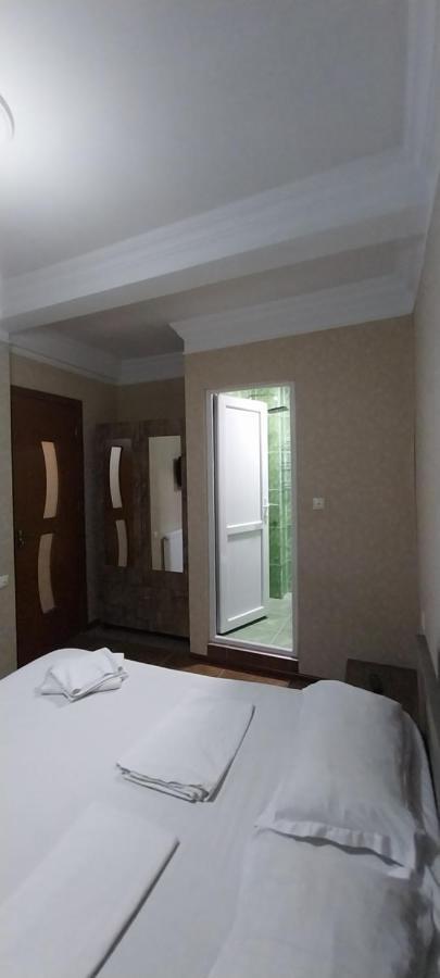 Hostel Gomani 巴统 外观 照片