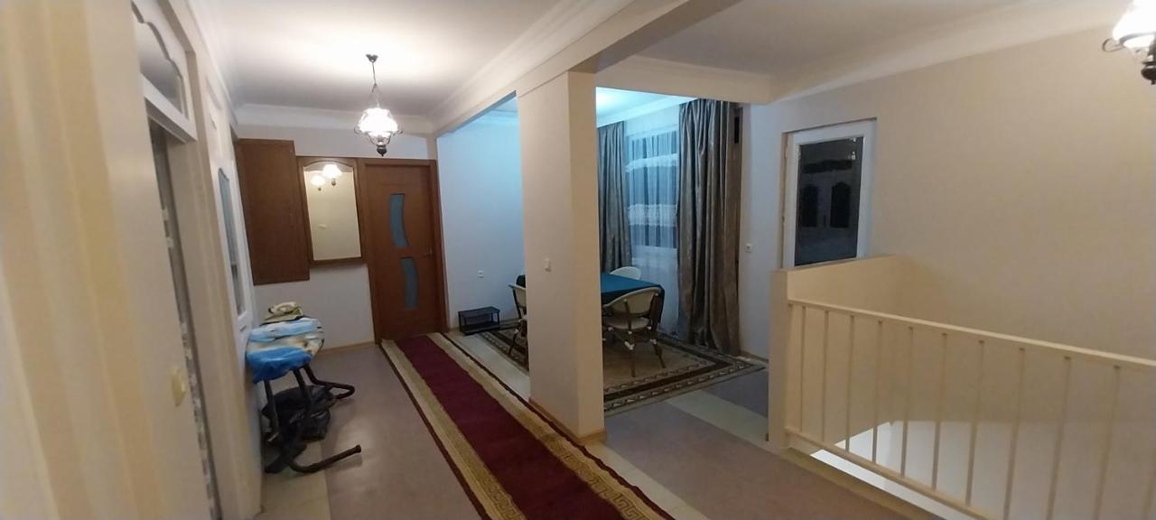 Hostel Gomani 巴统 外观 照片